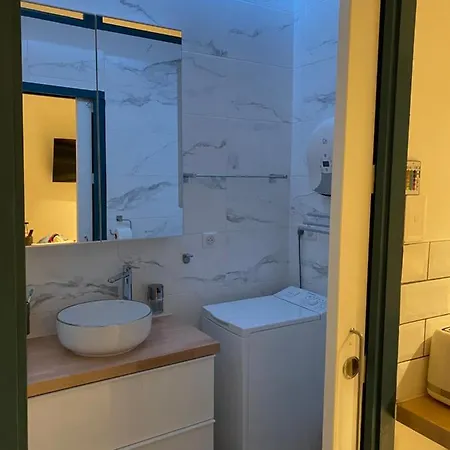 Mrtn & - Aix-les-bains, Hypercentre 艾克斯莱班